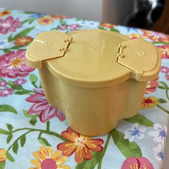 Tupperware Kitchen Vintage Tupperware Harvest Gold Sugar Bowl Poshmark